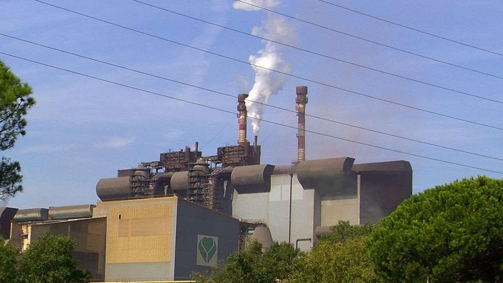 Amiante à ArcelorMittal Fos : "Une réponse incompréhensible de l'État" dénonce Daniel Moutet