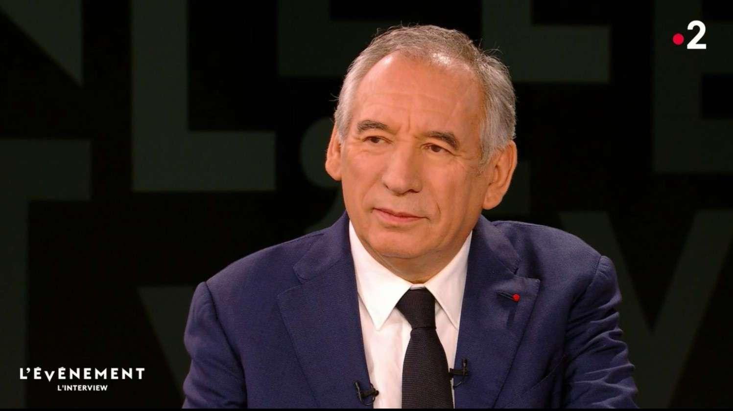"Il demandera des efforts à tout le monde" : Bayrou évoque un référendum sur "un plan d'ensemble" de réduction des déficits