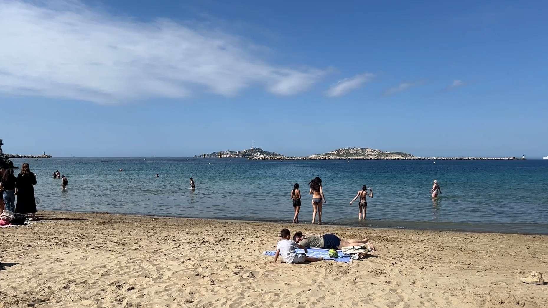 Pollution de l’eau: baignades interdites sur plusieurs plages de Marseille