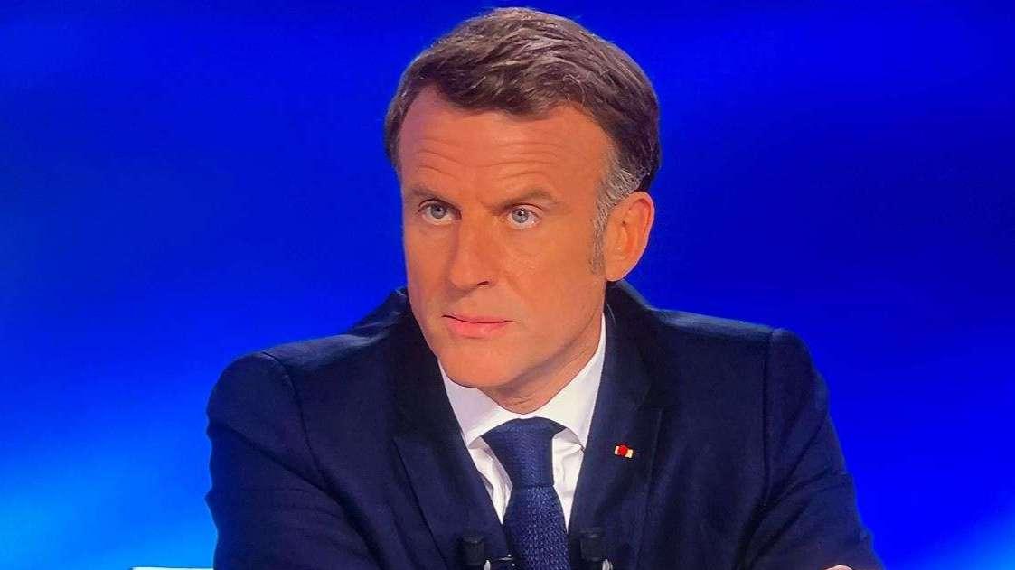 Macron réunit Bayrou et les chefs de la coalition gouvernementale