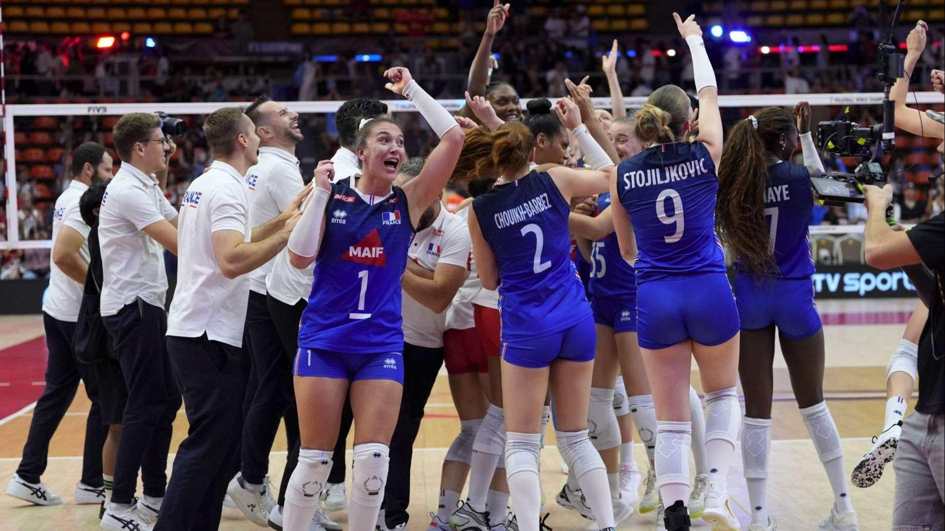 "Enormément de fierté et d'émotions" : l'exploit de la France contre la Chine au mondial de volley