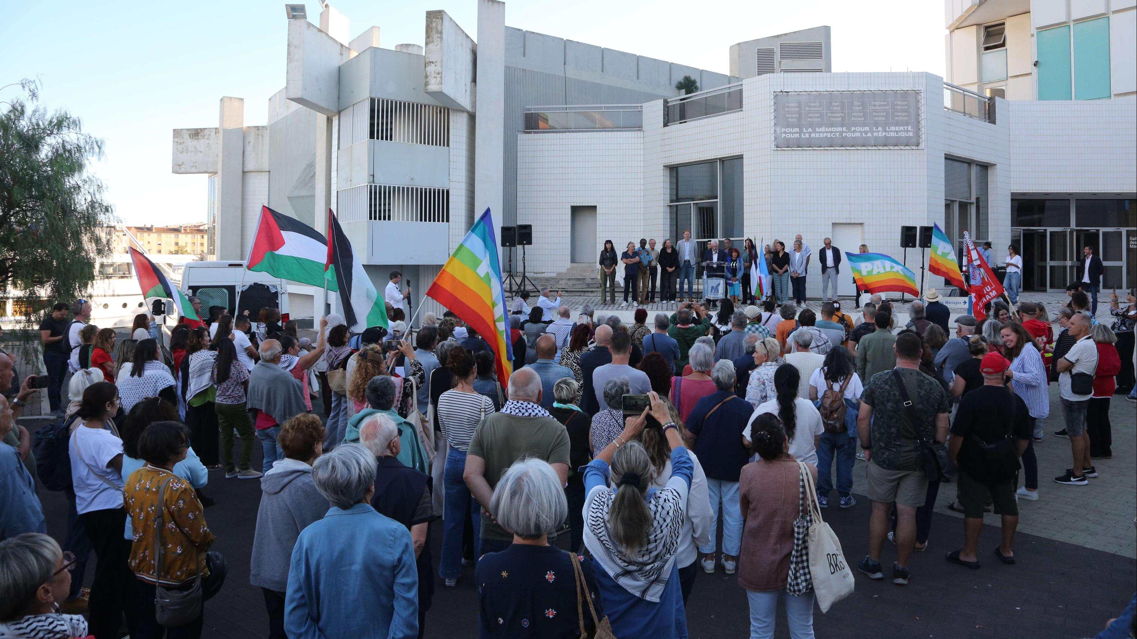 Reconnaissance de la Palestine : "Un moment historique sur le chemin de la paix" pour Gaby Charroux