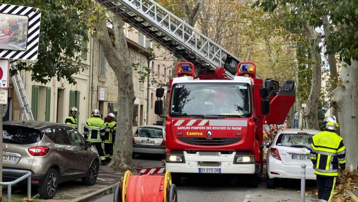Salon-de-Provence : un incendie dans une menuiserie