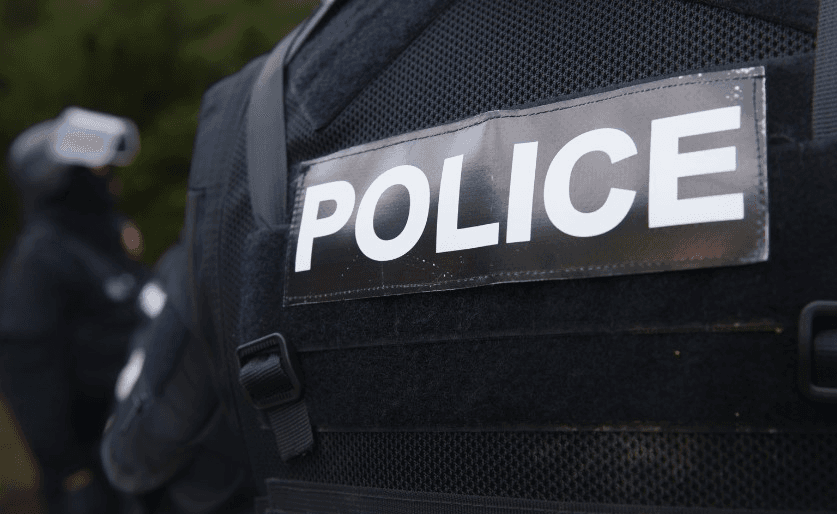 De nombreux policiers devant l'école Armanet à Istres : c'est un exercice !